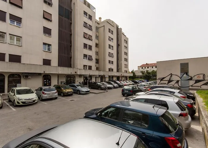 With Wifi - 15958 Apartament